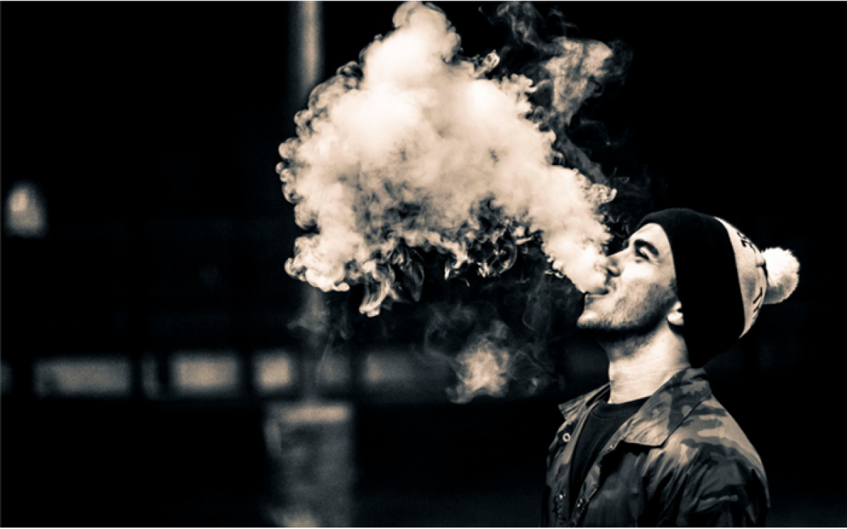 抽電子煙為什麼會口渴跟咳嗽，如何防止？